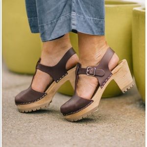 MIA Madeline Clogs in Wine